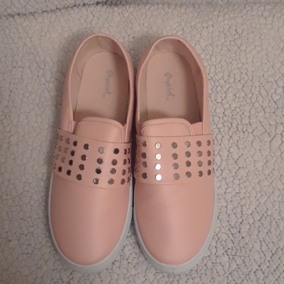 Qupid pink slip-ons - Picture 2 of 3